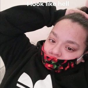 Meet your Posher, Antoinette